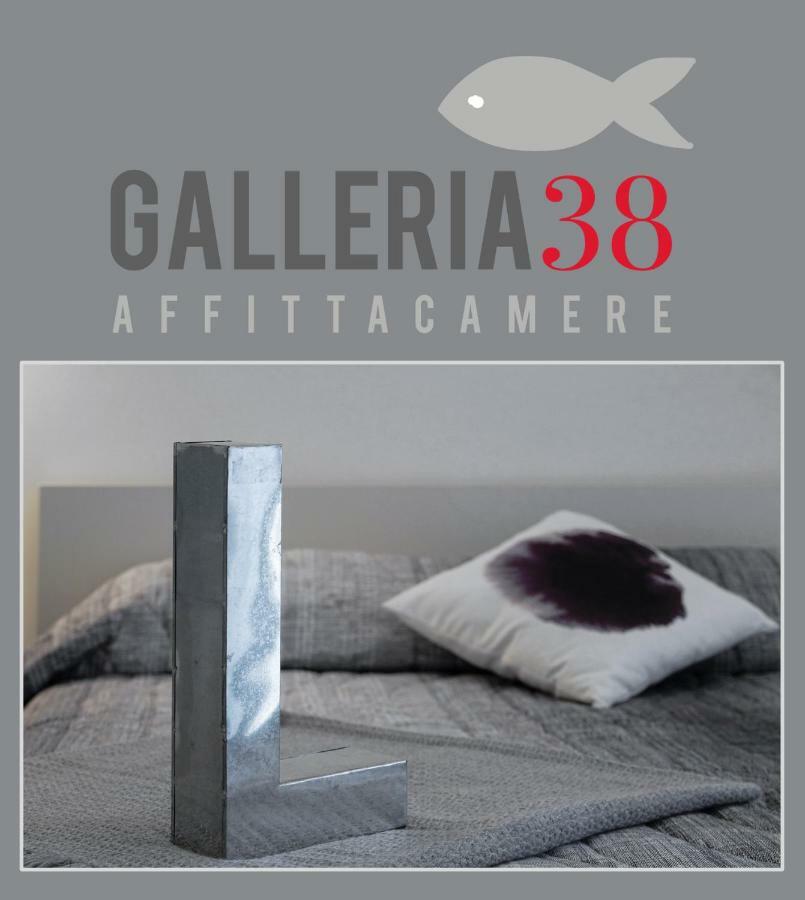 Galleria 38 La Spezia Exterior foto